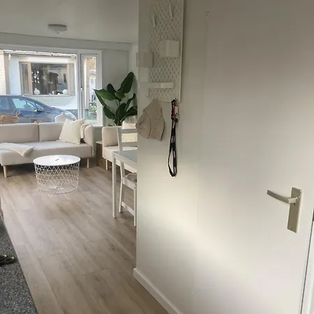 Kd 822 - Kijkduin Chalet
